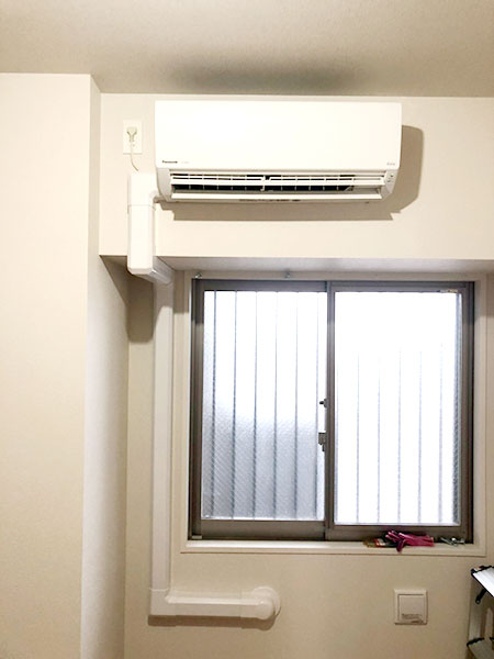 神奈川県横須賀市 K様　新品エアコン（2.2ｋＷ）取り付け工事 化粧カバーパックのご依頼ありがとうございました。