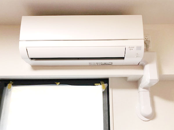 神奈川県藤沢市 F様　新品エアコン（4.0ｋＷ）取り付け工事 化粧カバーパックのご依頼ありがとうございました。