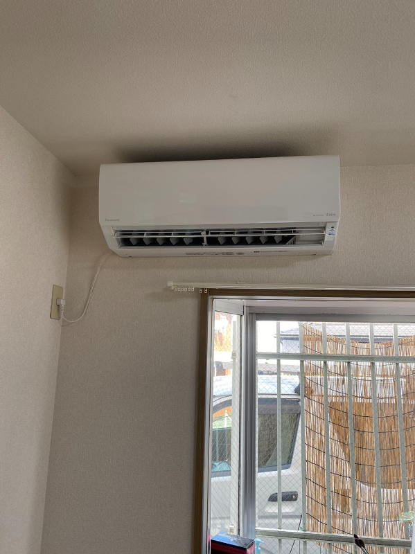 神奈川県川崎市　Ｅ様　エアコン（2.8ｋＷ）新品エアコン取り付け工事のご依頼ありがとうございました。
